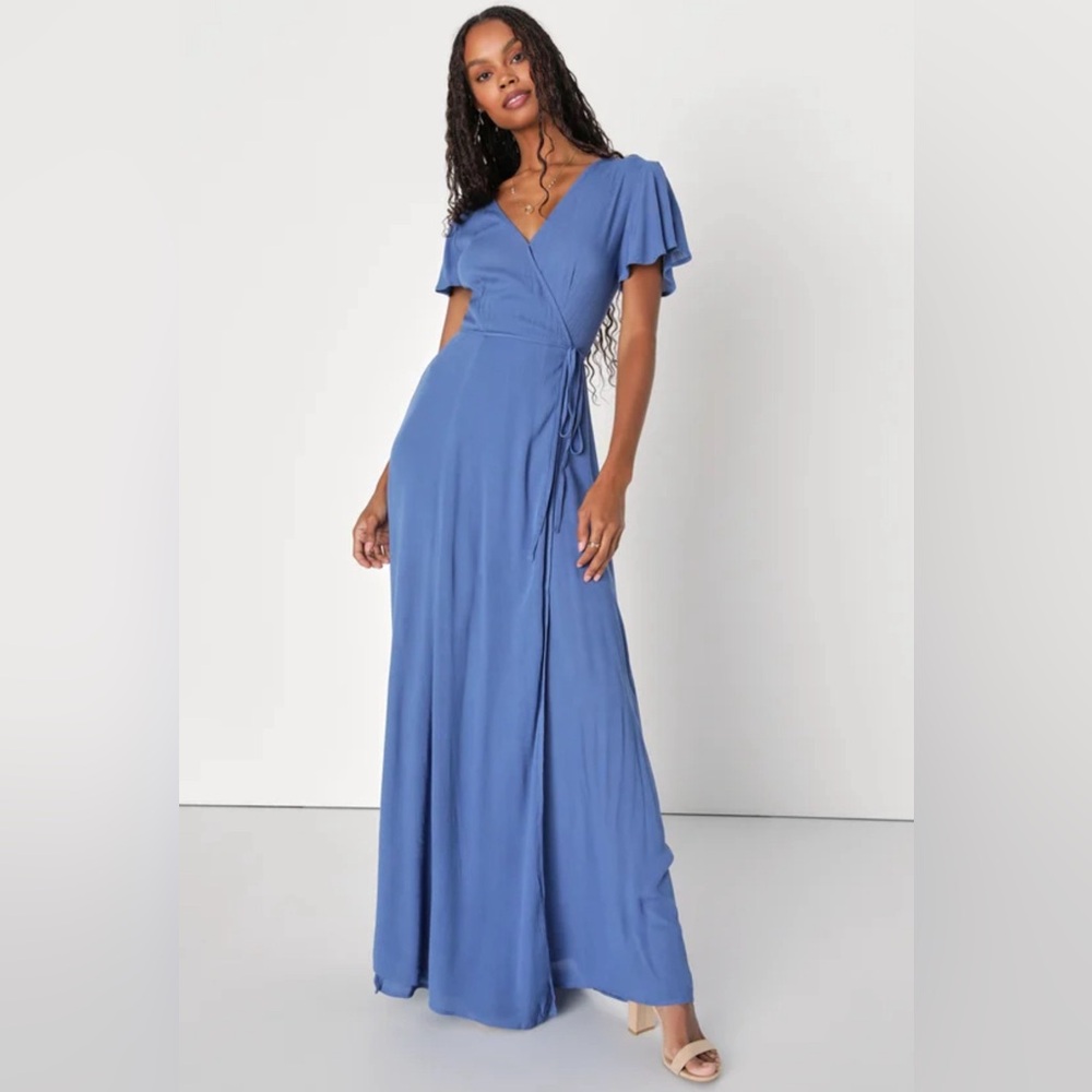 ‼️SOLD‼️Lulu’s has this exact dress